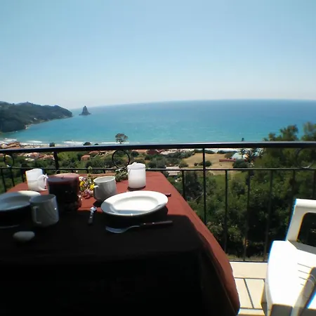 Sunny Views * Agios Gordios (Corfu)