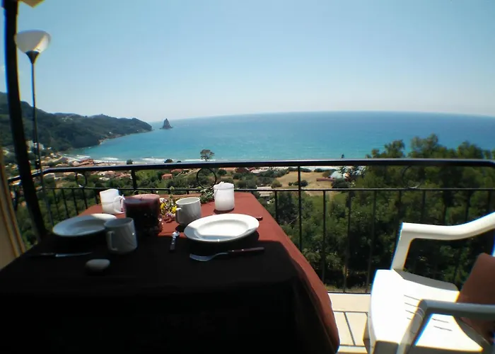 Sunny Views * Agios Gordios (Corfu)